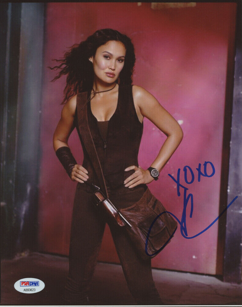 Tia Carrere