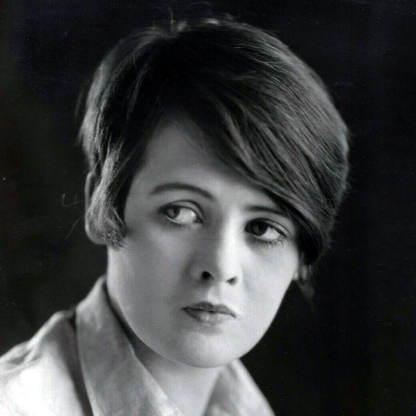 Sally O'Neil